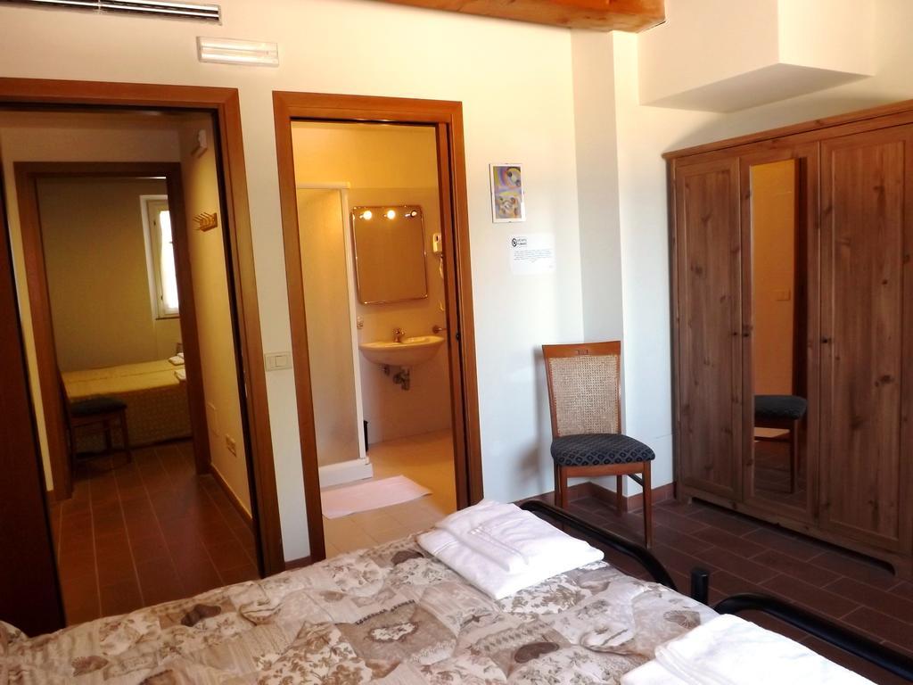 مونتيهمارثيانو Tenuta Villa Colle Sereno المظهر الخارجي الصورة