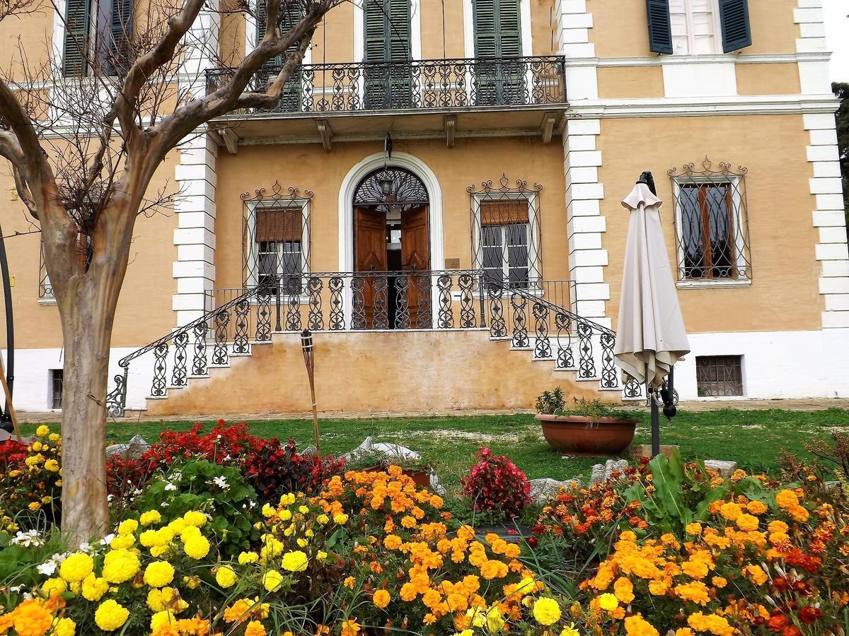 مونتيهمارثيانو Tenuta Villa Colle Sereno المظهر الخارجي الصورة